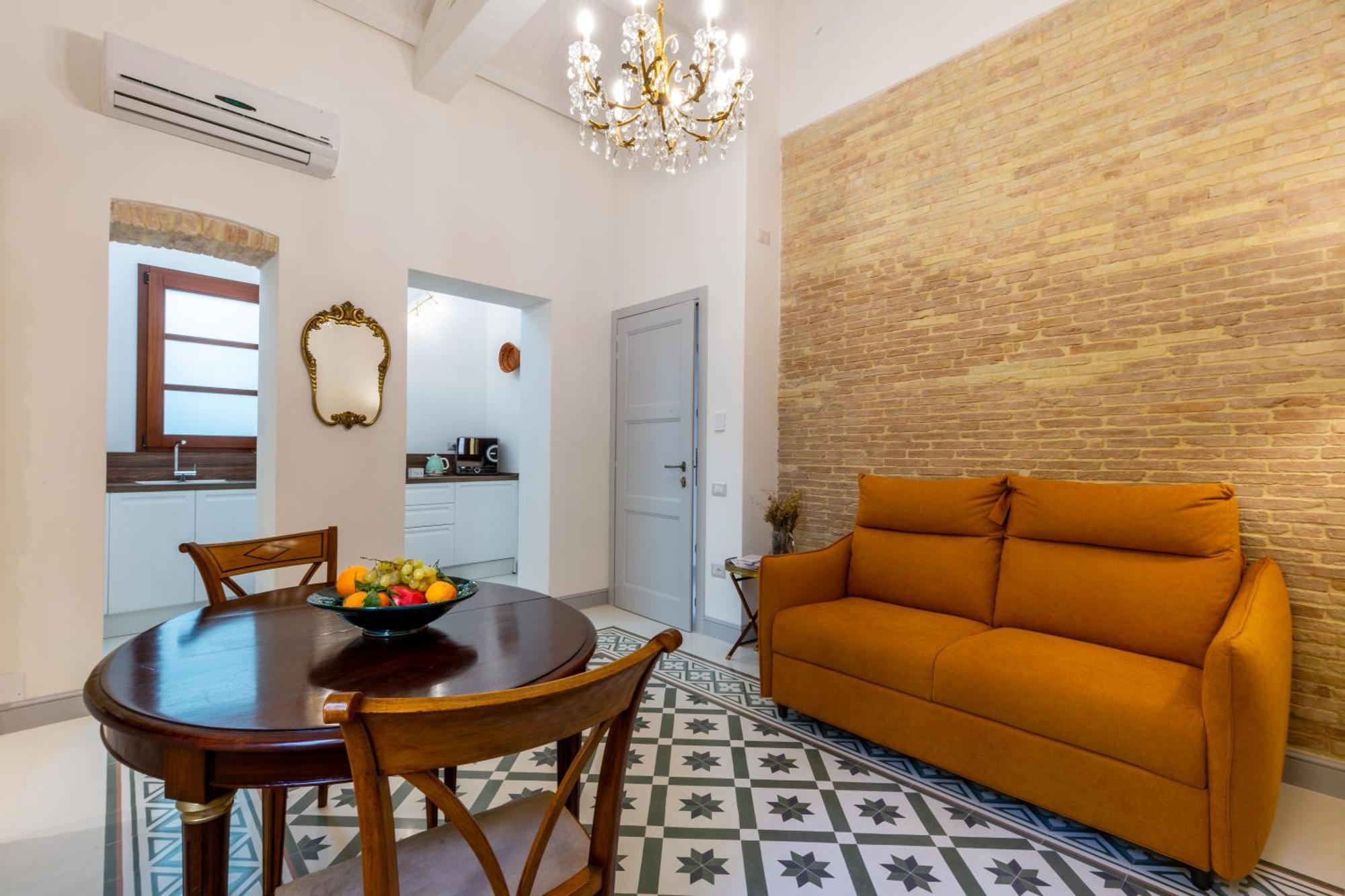 Mch-Marina Charming House Apartment Cagliari Ngoại thất bức ảnh
