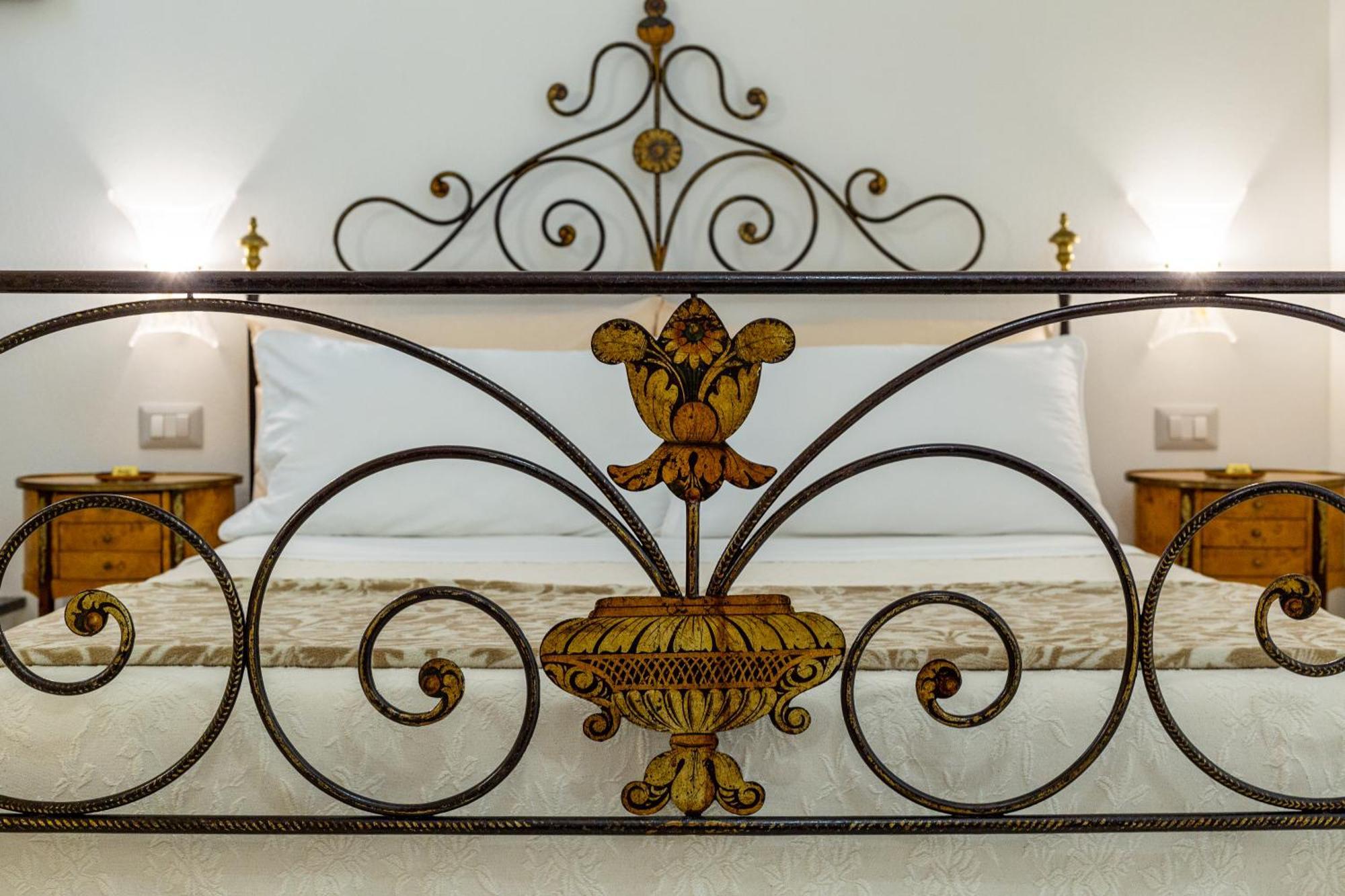 Mch-Marina Charming House Apartment Cagliari Phòng bức ảnh